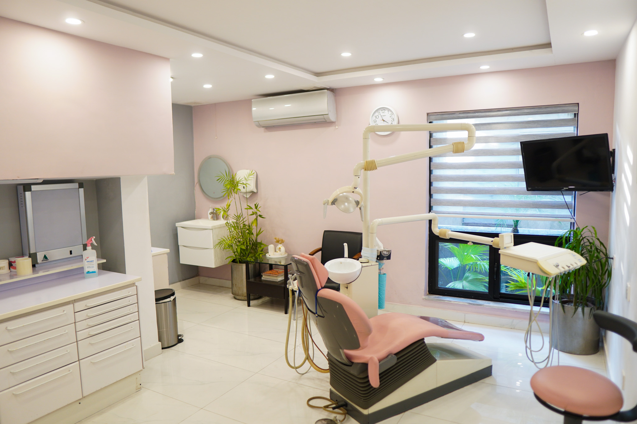 Dental Professionals treatment room